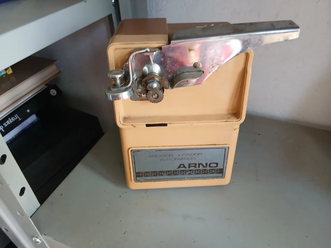 Abridor de latas e amolador 