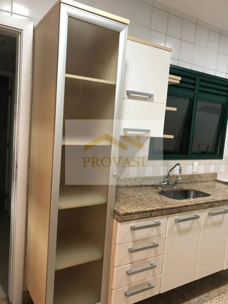 Edifício Classic - Apartamento com 96 metros e 2 Dormitórios para locação no condomínio Cl - Foto 2