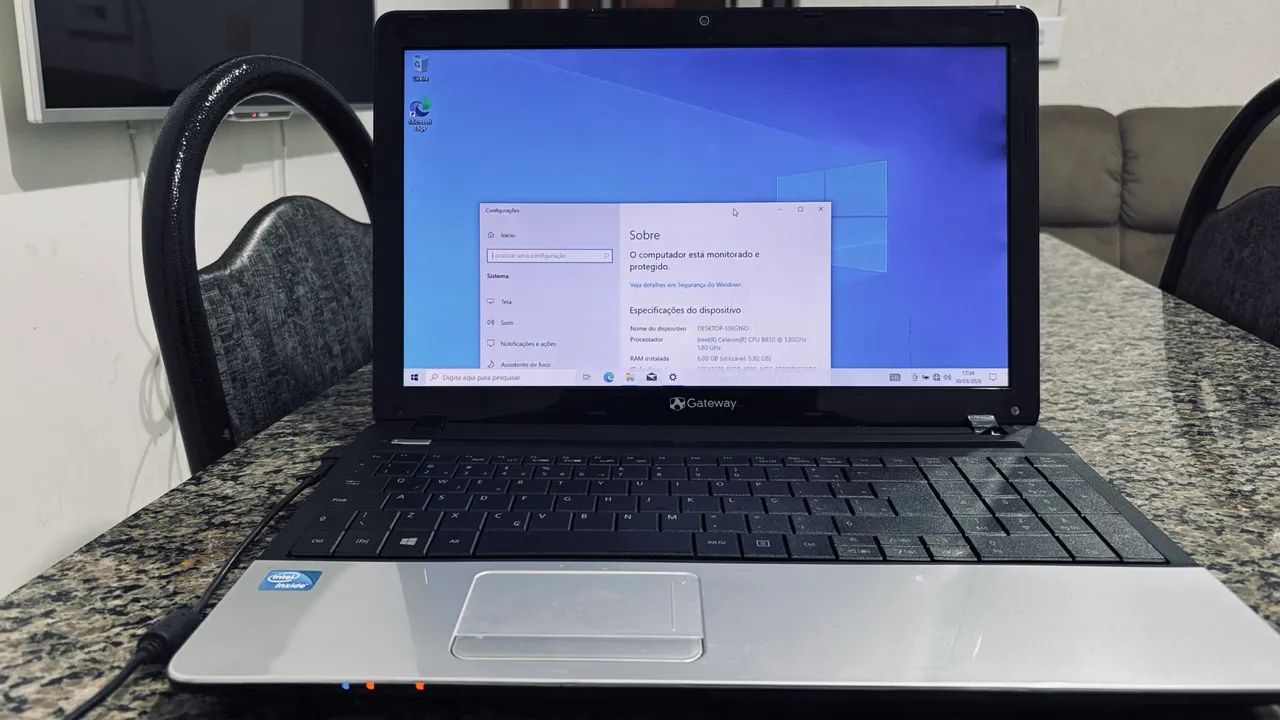 Notebook Acer / gateway 1.8 ghz celeron c ssd 240 novo + 12gb ram
