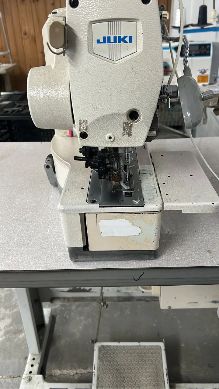 Máquina caseado Juki - Foto 3