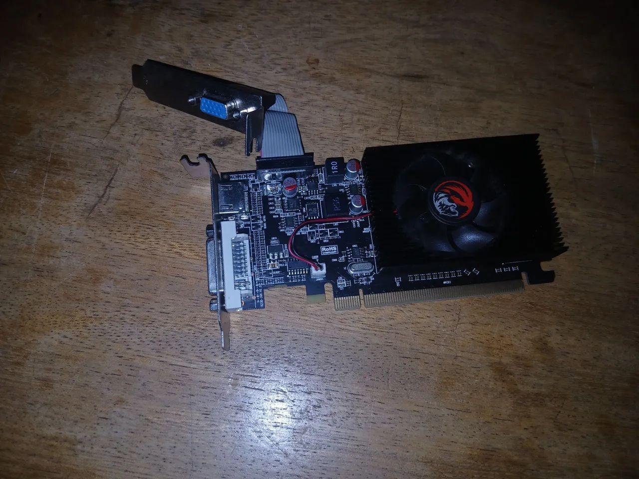 Placa de vídeo AMD Radeon HD 5450 1GB