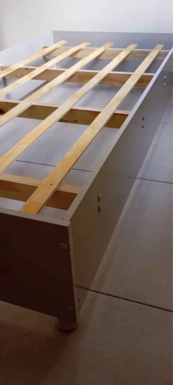 Cama solteiro 