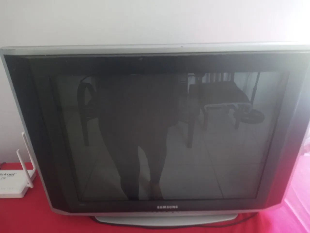 vende se uma televisão 29 polegadas Samsung 