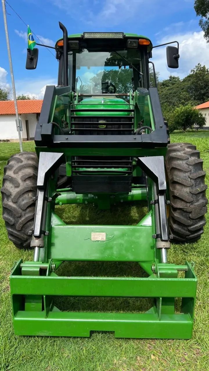 Trator John Deere 6.125J - 2016/2017 (com 6 implementos) - Foto 5