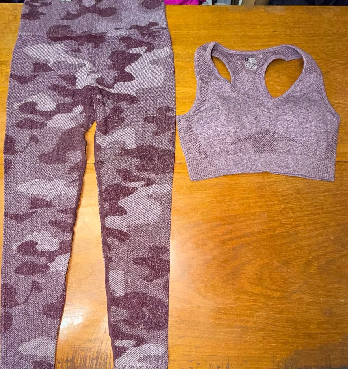 Vendo lote de roupas fitness  - Foto 5