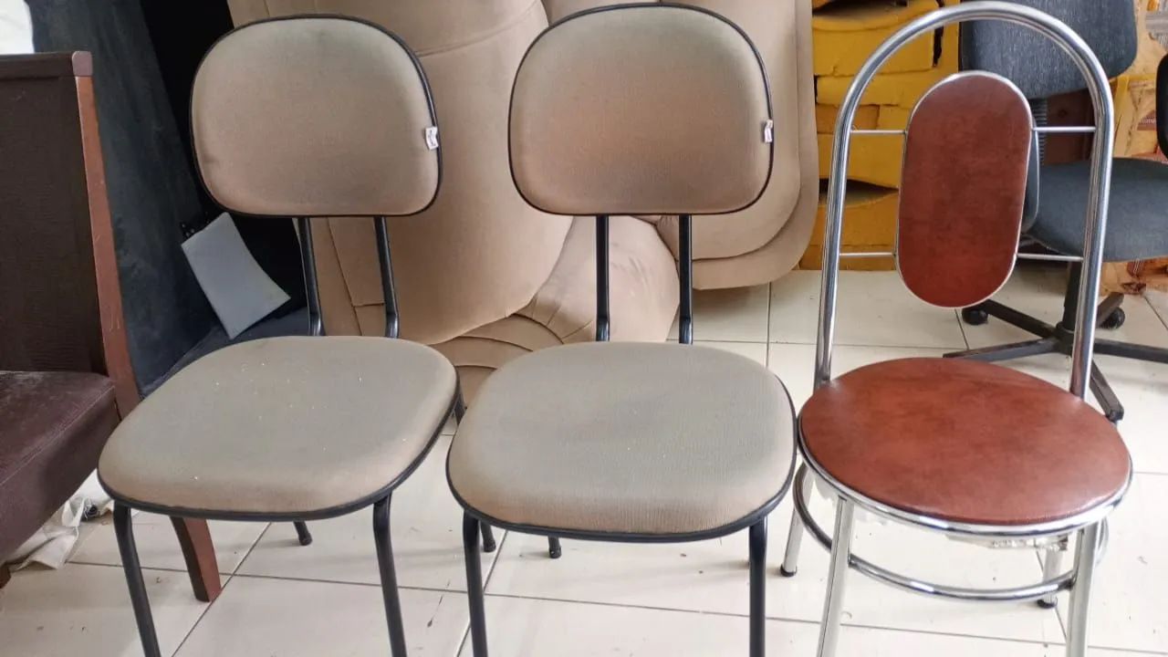 Cadeiras estofadas (promoção)