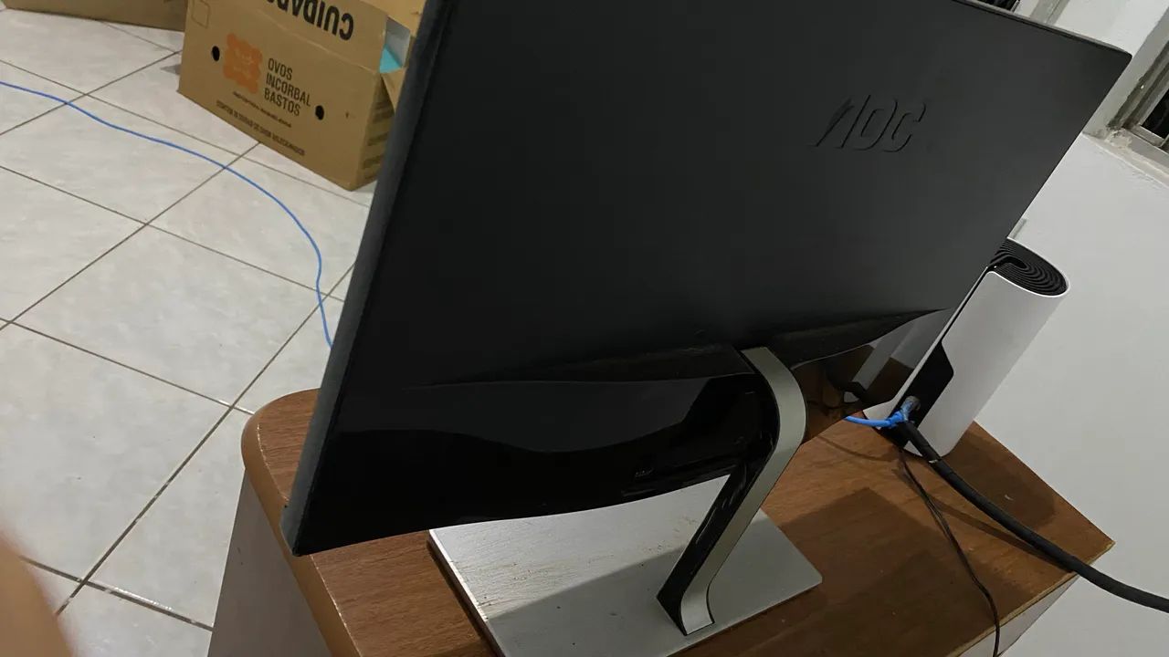 MONITOR AOC 