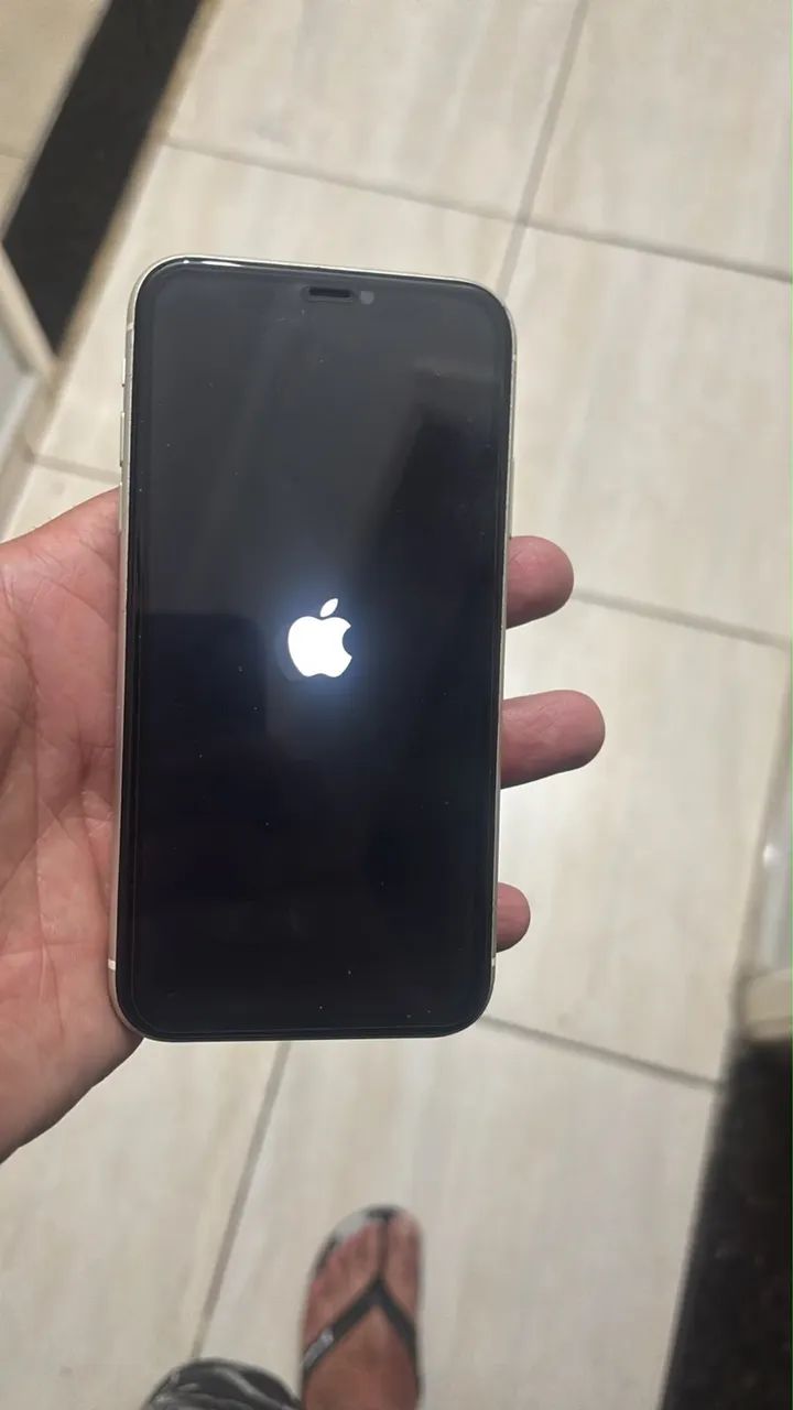 iPhone 11 128