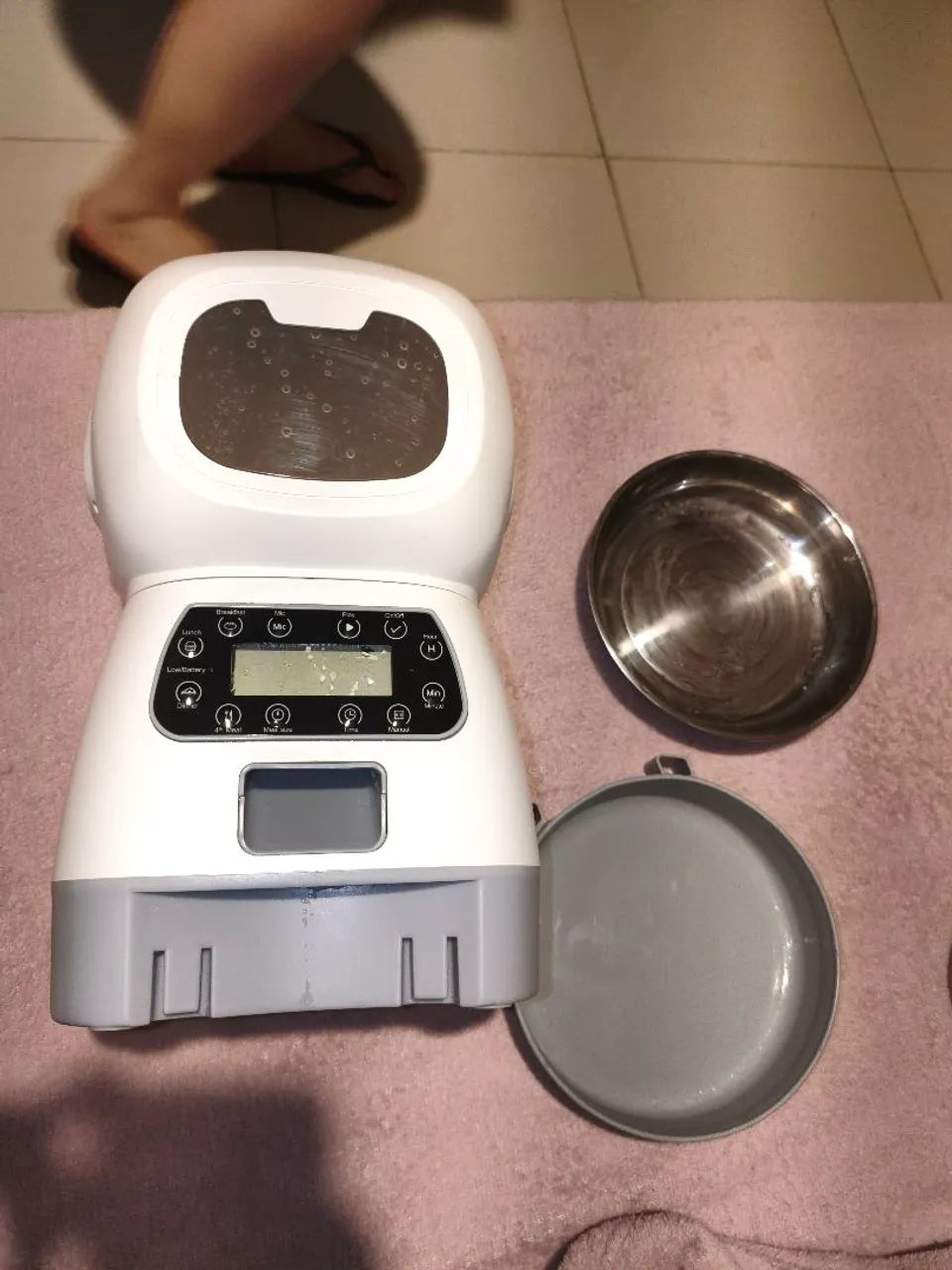 Alimentador Automático novo!