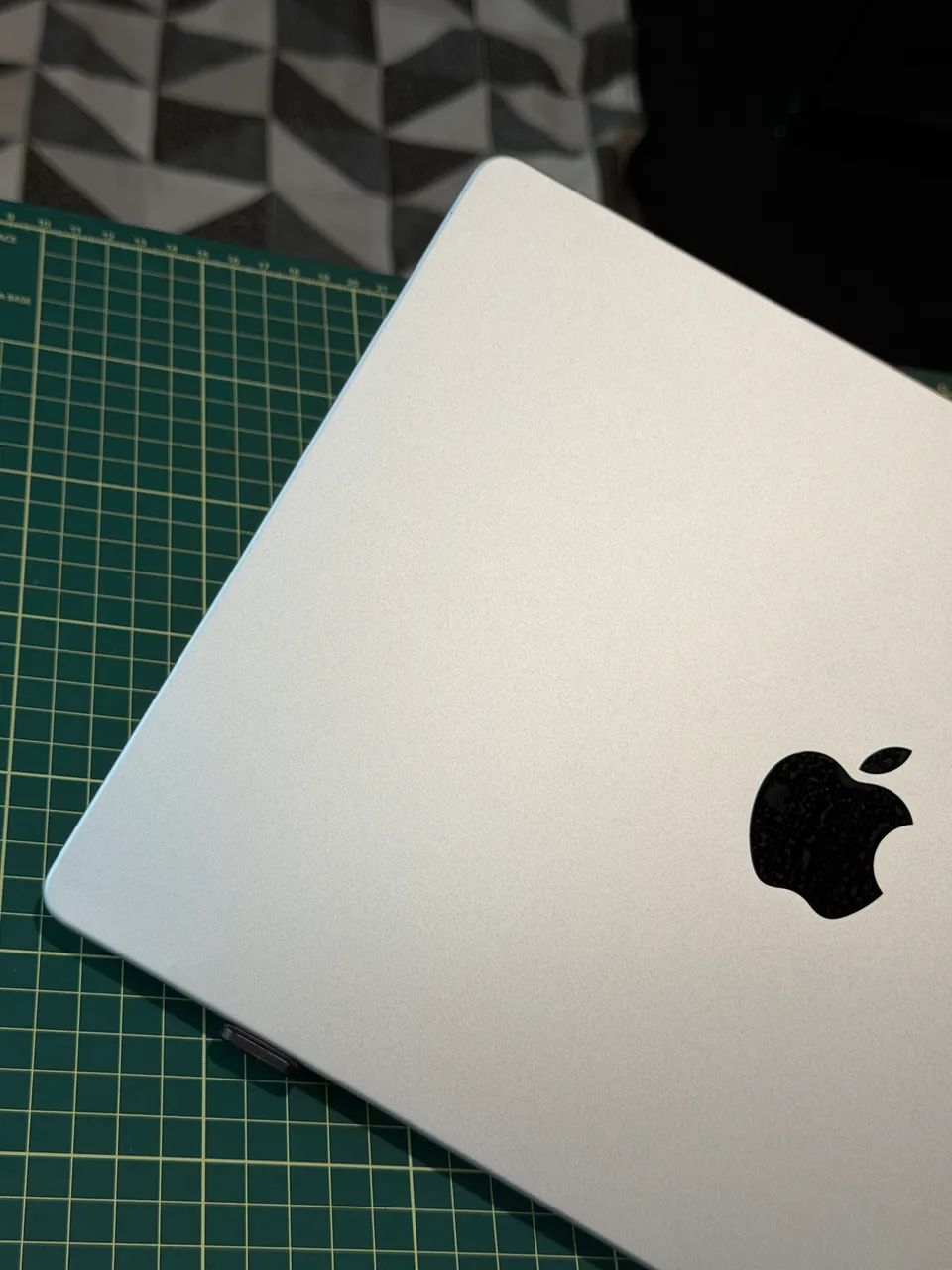 MacBook M1 Pro 14 polegadas 16GB de ram e 512GB de SSD A2442 - usado - Foto 2