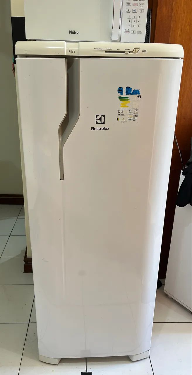 GELADEIRA ELETROLUX - RE31