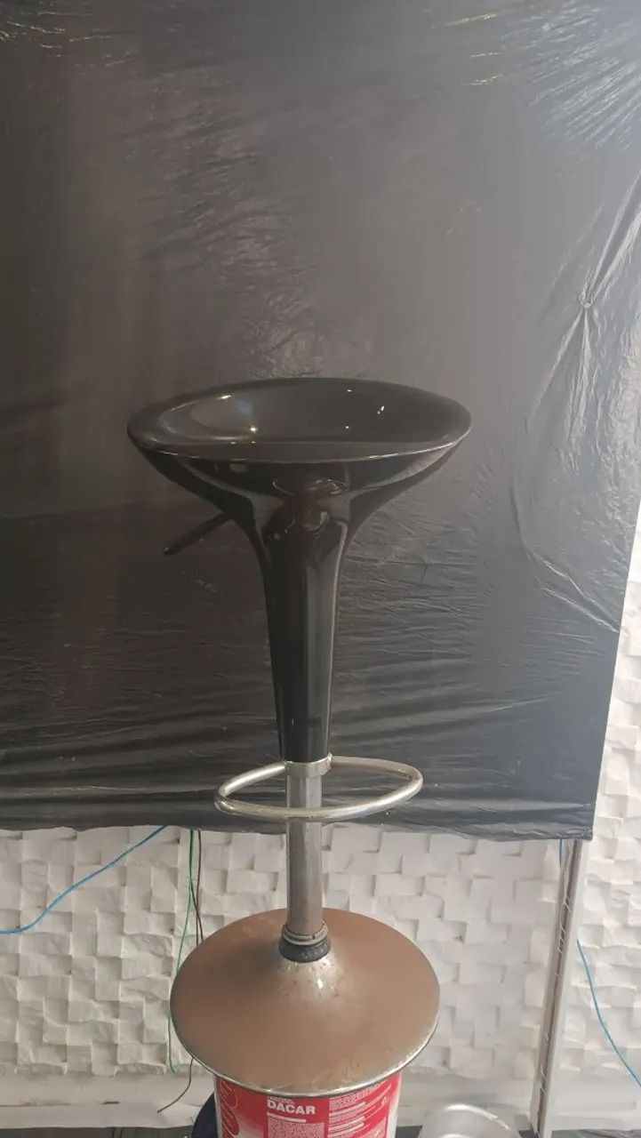 3 Banquetas giratórias