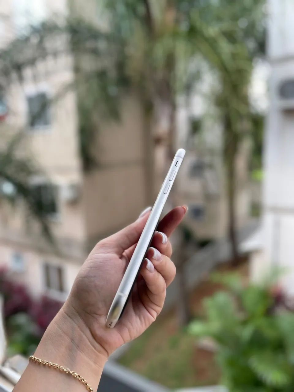 IPhone 11 64G branco  - Foto 2