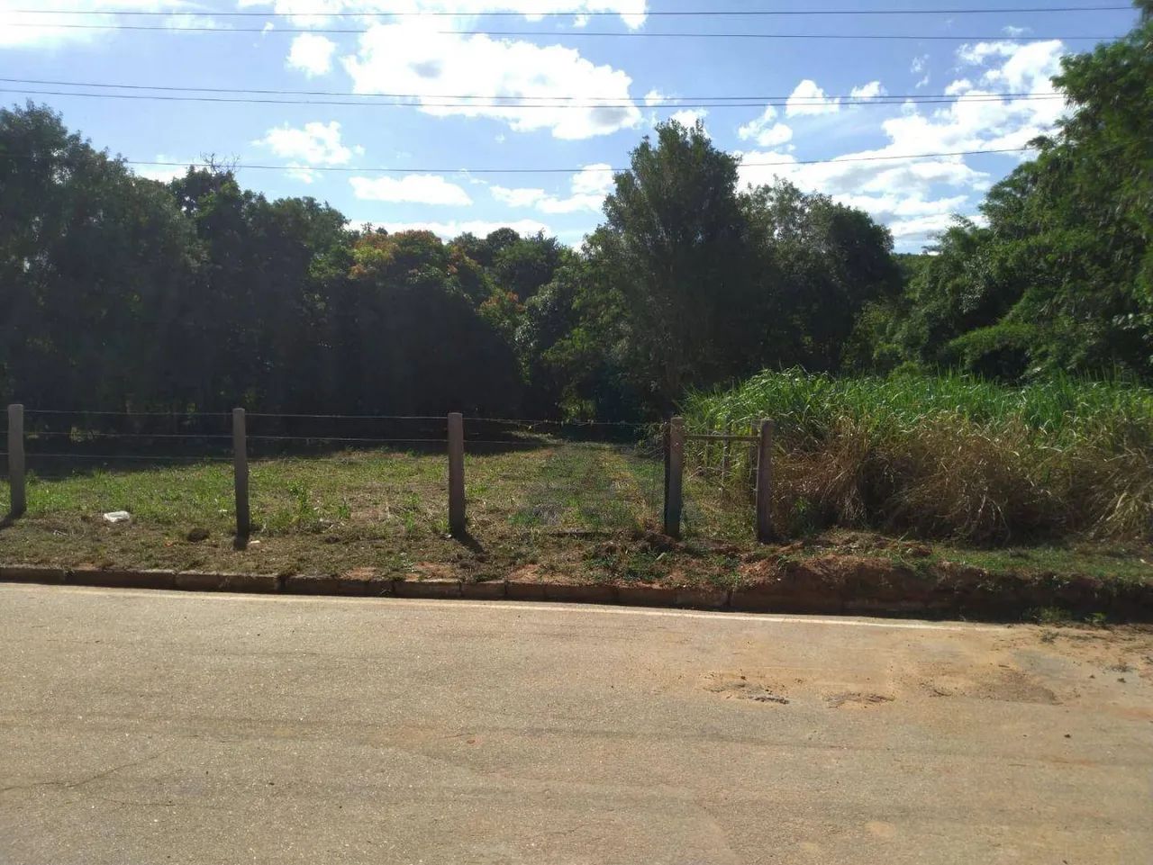 Terreno à venda - Aracaçu - Buri/SP