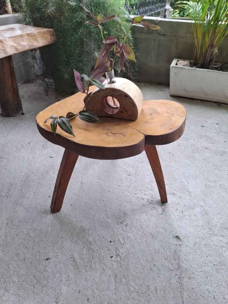Mesa em madeira rustica 