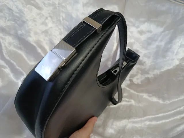 Bolsa de ombro preta - Foto 3