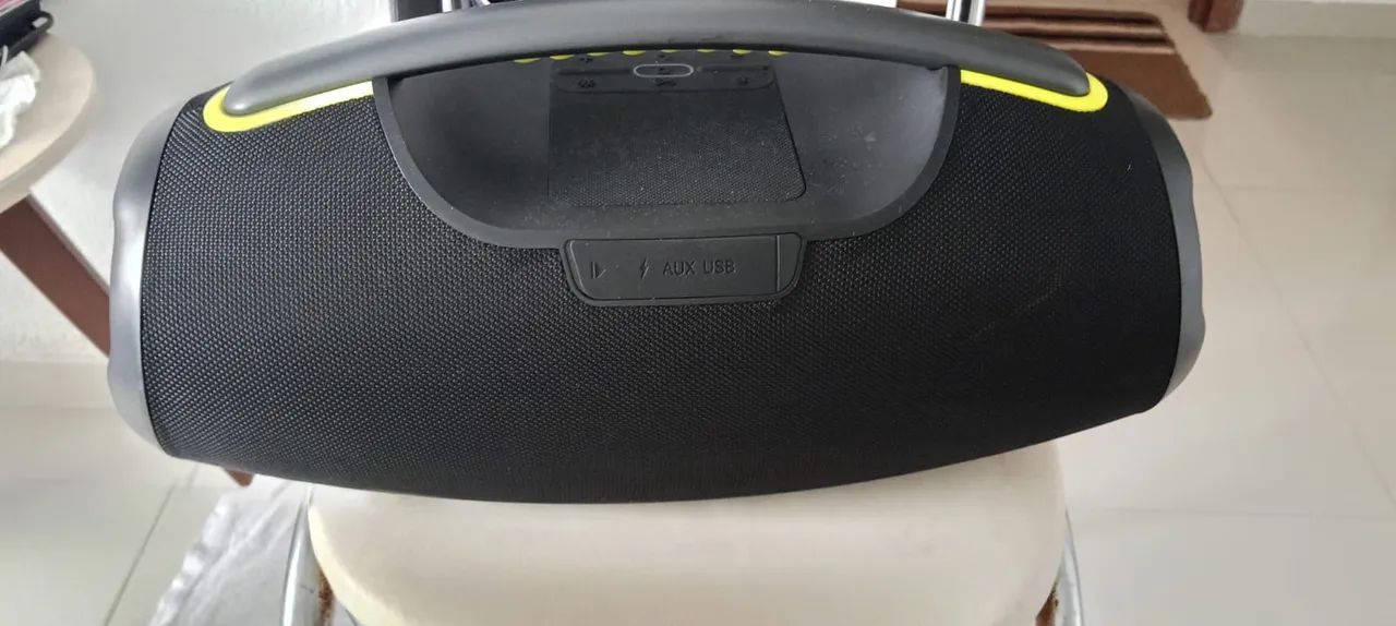 Vendo caixa bombox alok