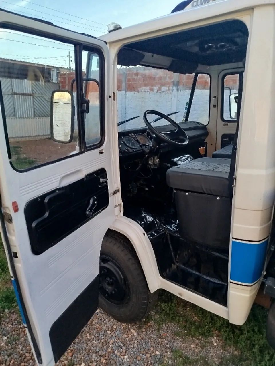 caminhão mercedez 608 ano 75 - Foto 3