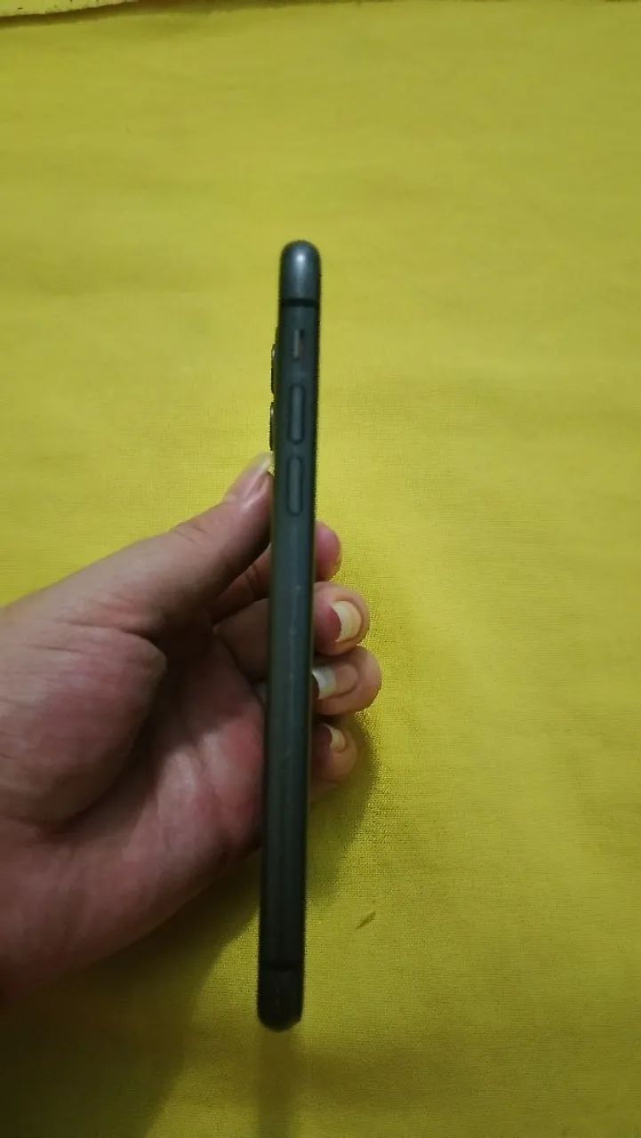 Troco iPhone 11 de 128GB por outro iphone - Foto 3