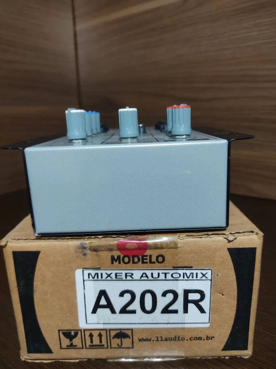 Mesa de Som LL Automix A202R 2 Canais Automotivo 12v - Foto 5