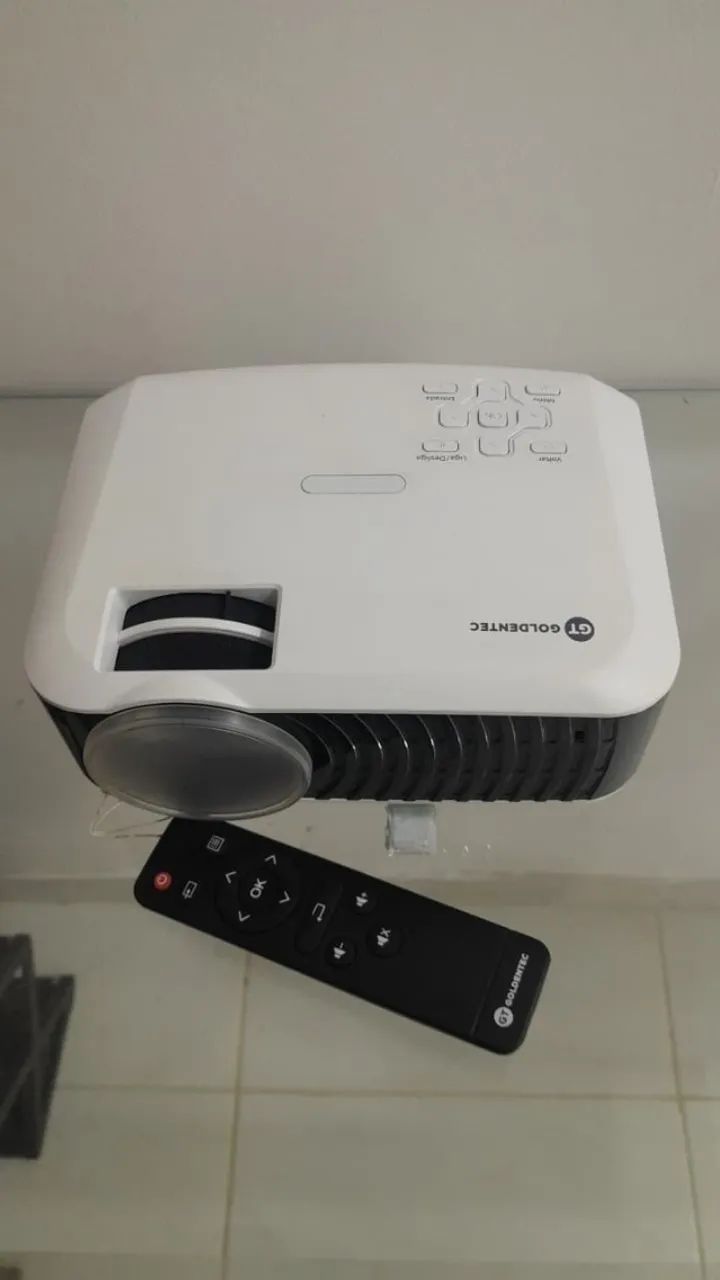 PROJETOR GOLDENTEC GT2000