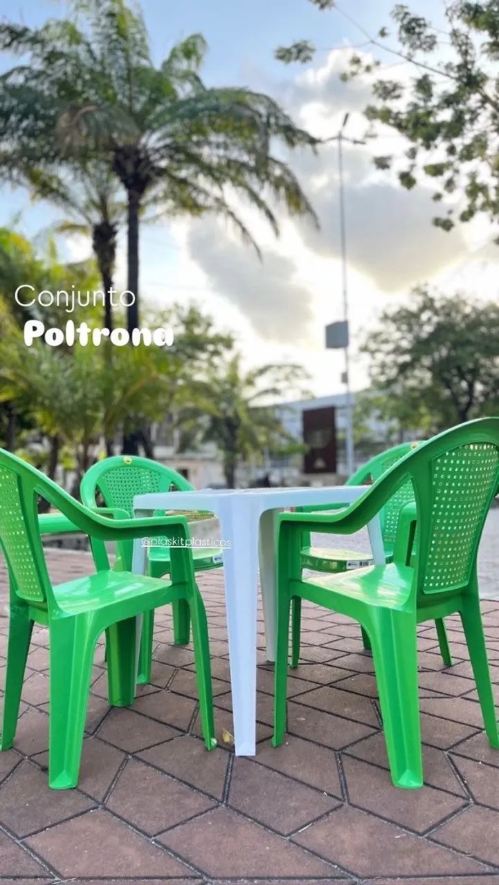 Conjunto mesa com 4 poltronas | lindo e confortável  - Foto 2