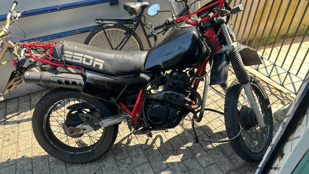 Motos Honda XLX 1985 em São Paulo