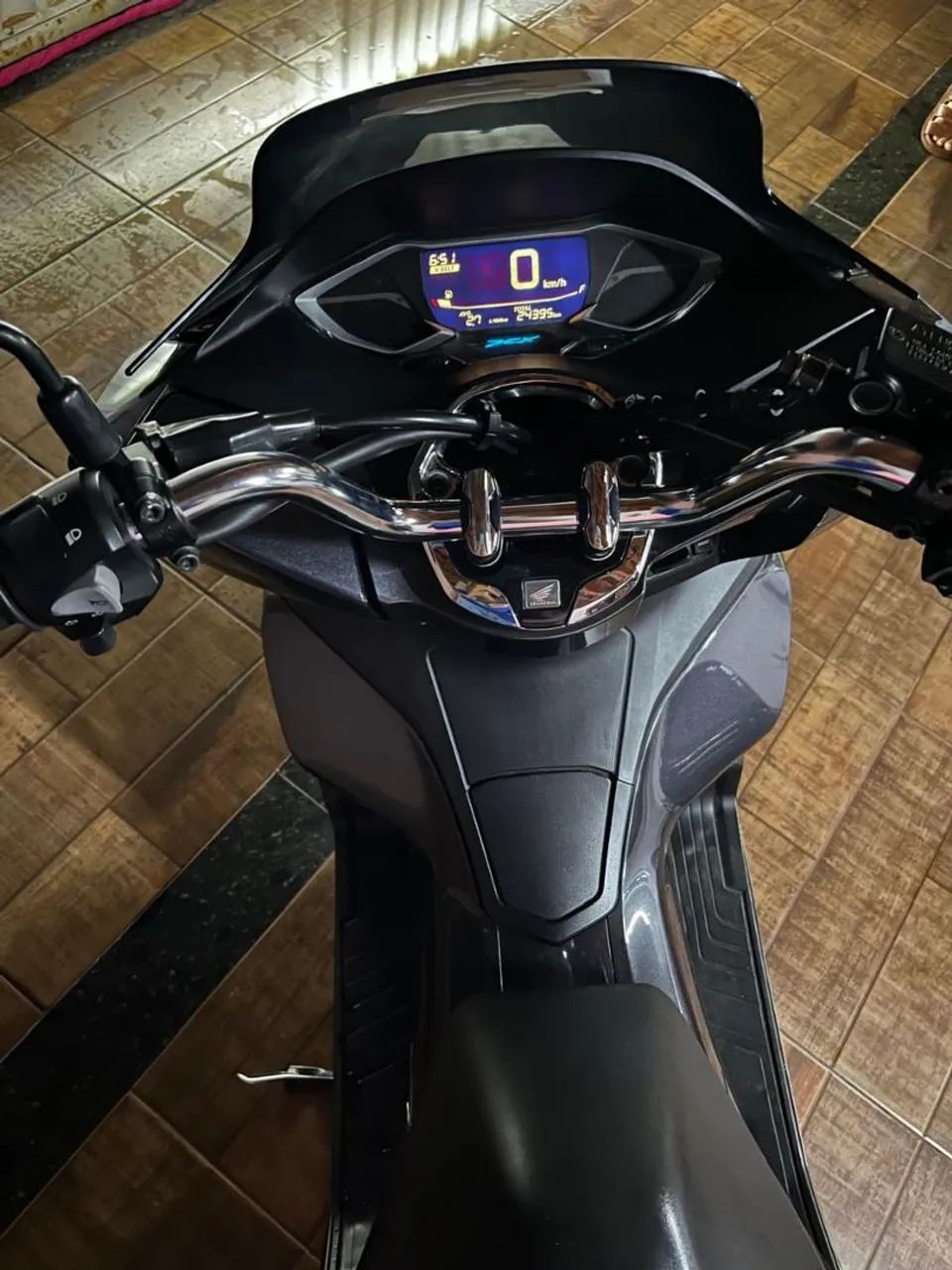PCX 2023 - Foto 4