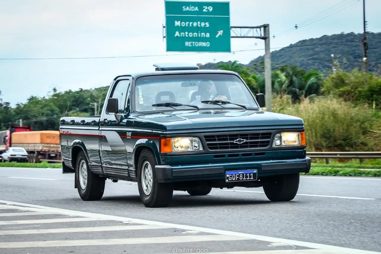 Chevrolet D-20 S / Luxe 3.9/4.0 Diesel 1994