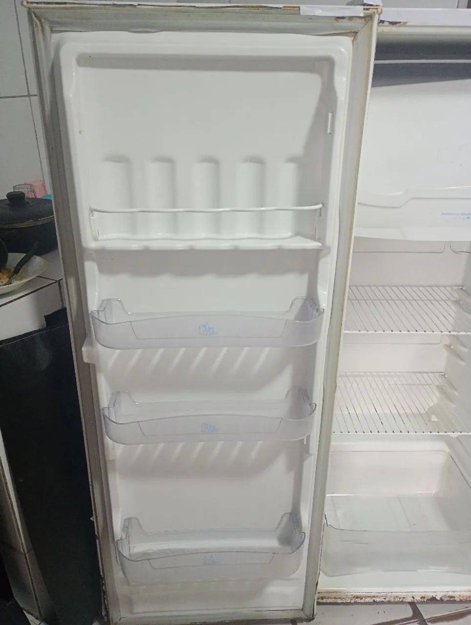  Vende se geladeira 