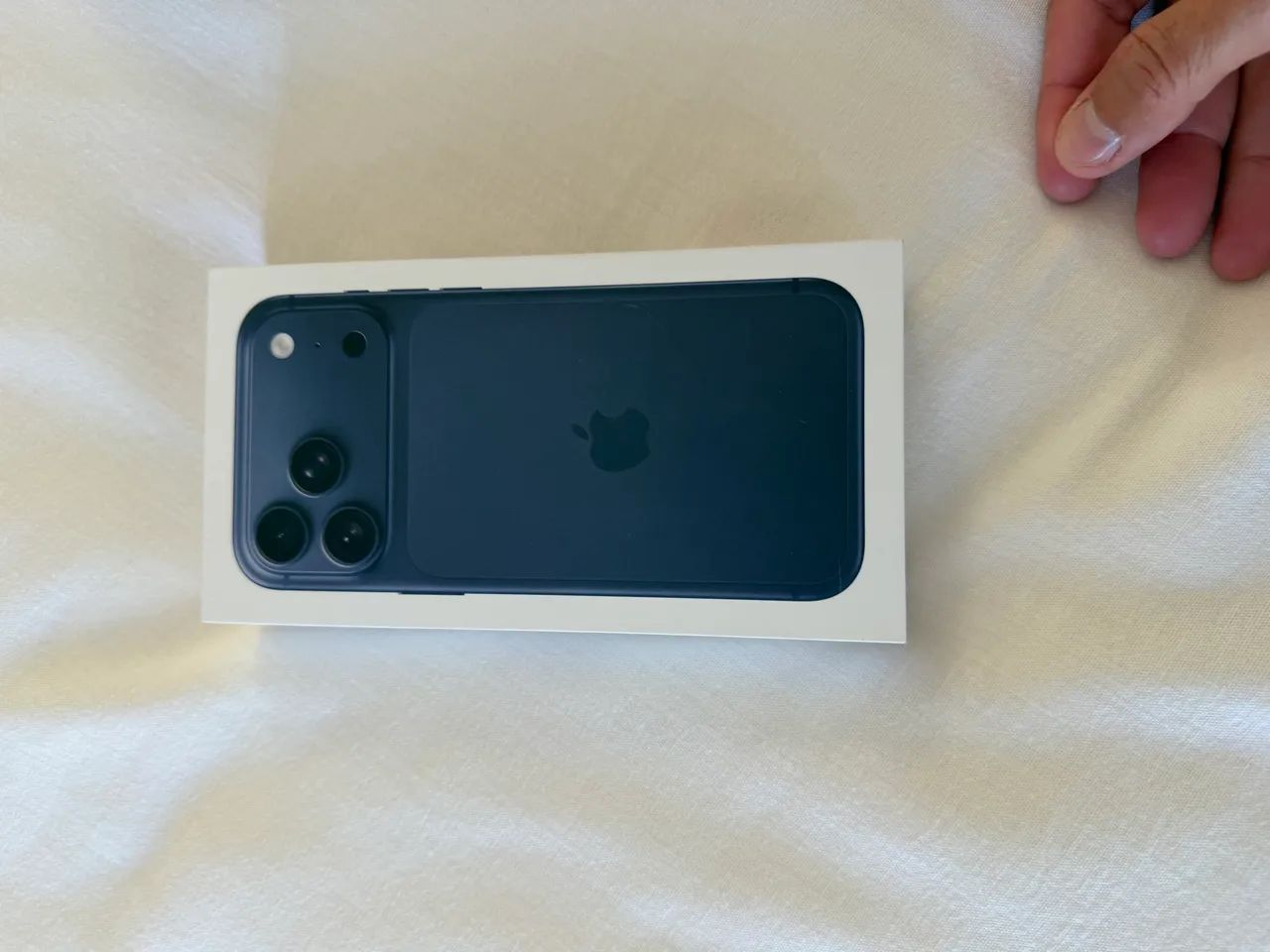 Iphone 17 pro max 256gb deep blue - Foto 3