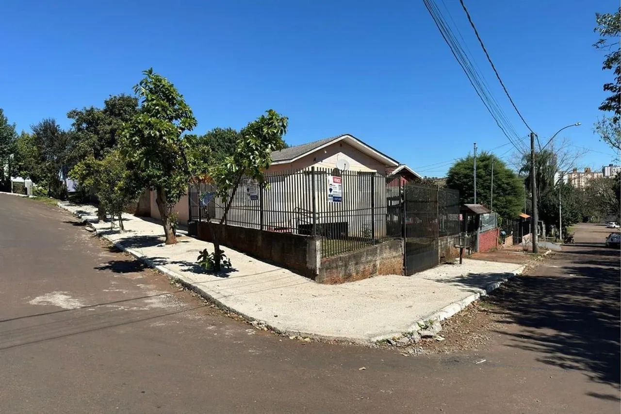 CASA 03 DORM. SARANDI/RS