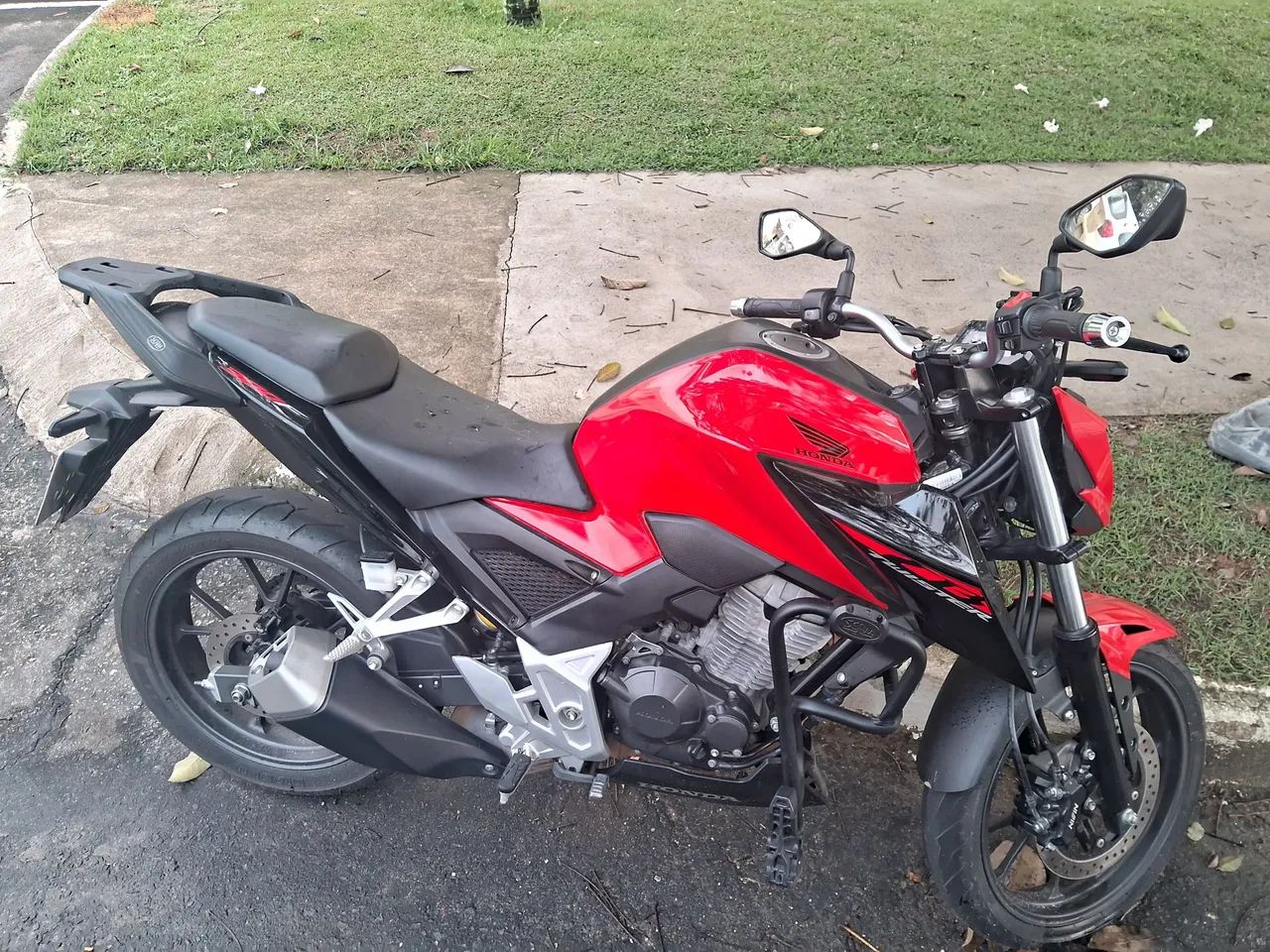 CB 300f Twister Flex - Foto 4