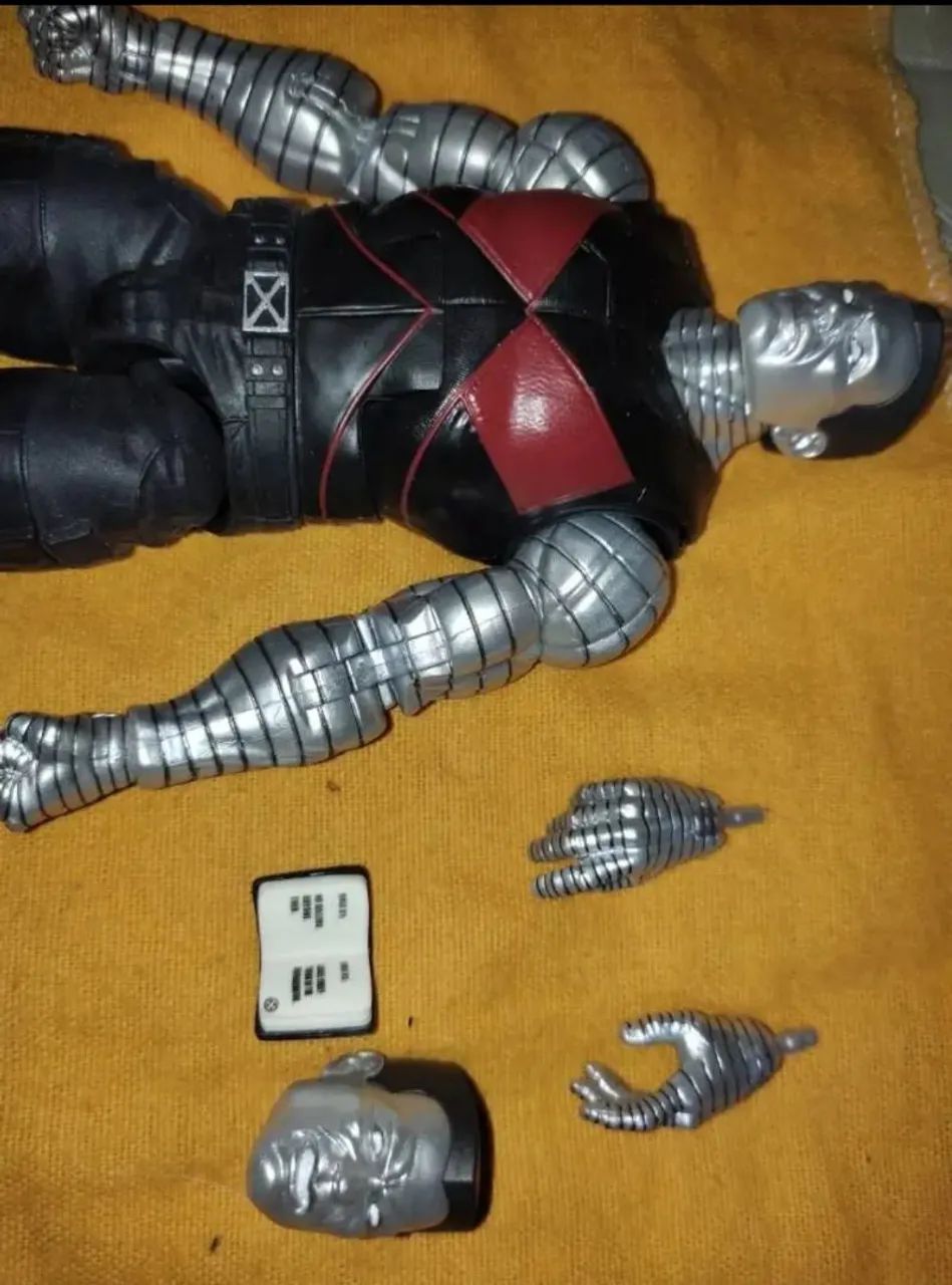 Colossus Marvel legends - Foto 3