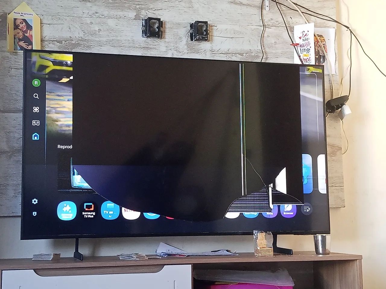 Vendo uma tv de 55 polegadas da Samsung com defeito 