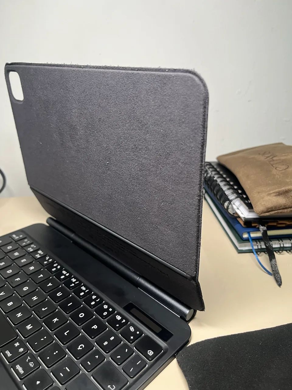 TECLADO MAGNÉTICO IPAD 11/ 10 2022 - Foto 5