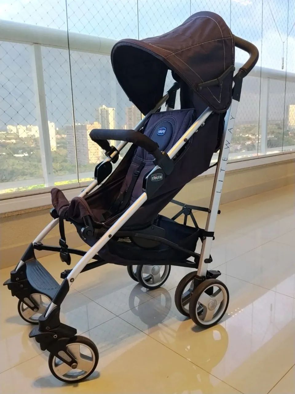 Carrinho de beb ê Chicco  - Foto 2