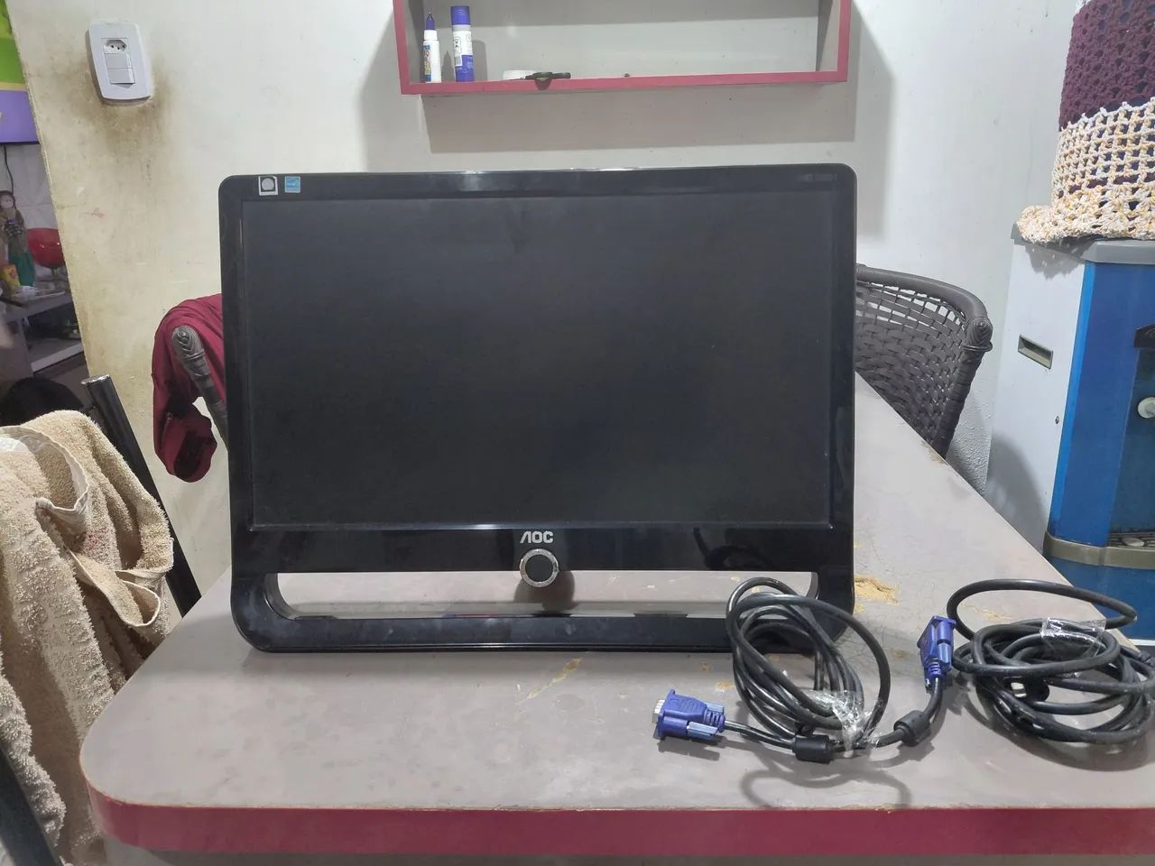 Vende-se Munitor AOC F19L