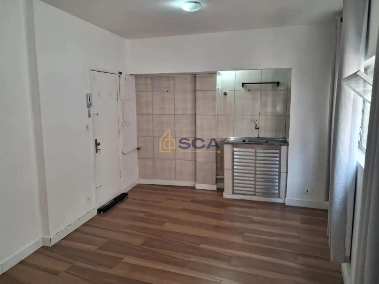 Kitnet de 25m² para venda na Rua São Francisco - Sé (SP)