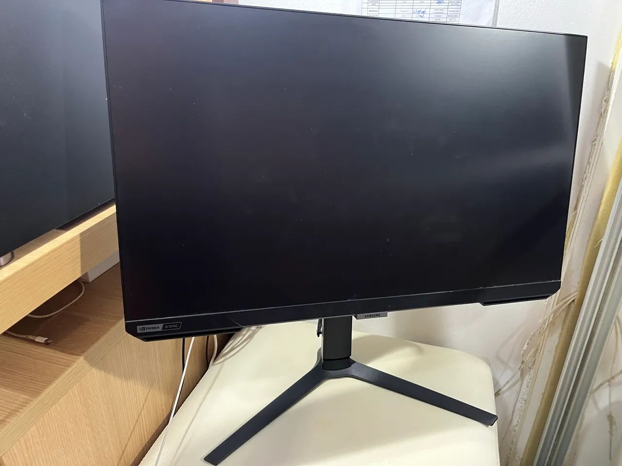Monitor Gamer Samsung Odyssey G40B 240hz 27 polegadas (Ler a Descrição) - Foto 2