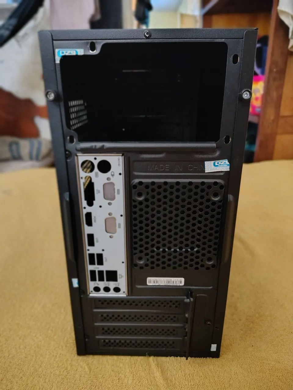 Gabinete C3Tech Preto para PC - Completo - Foto 2