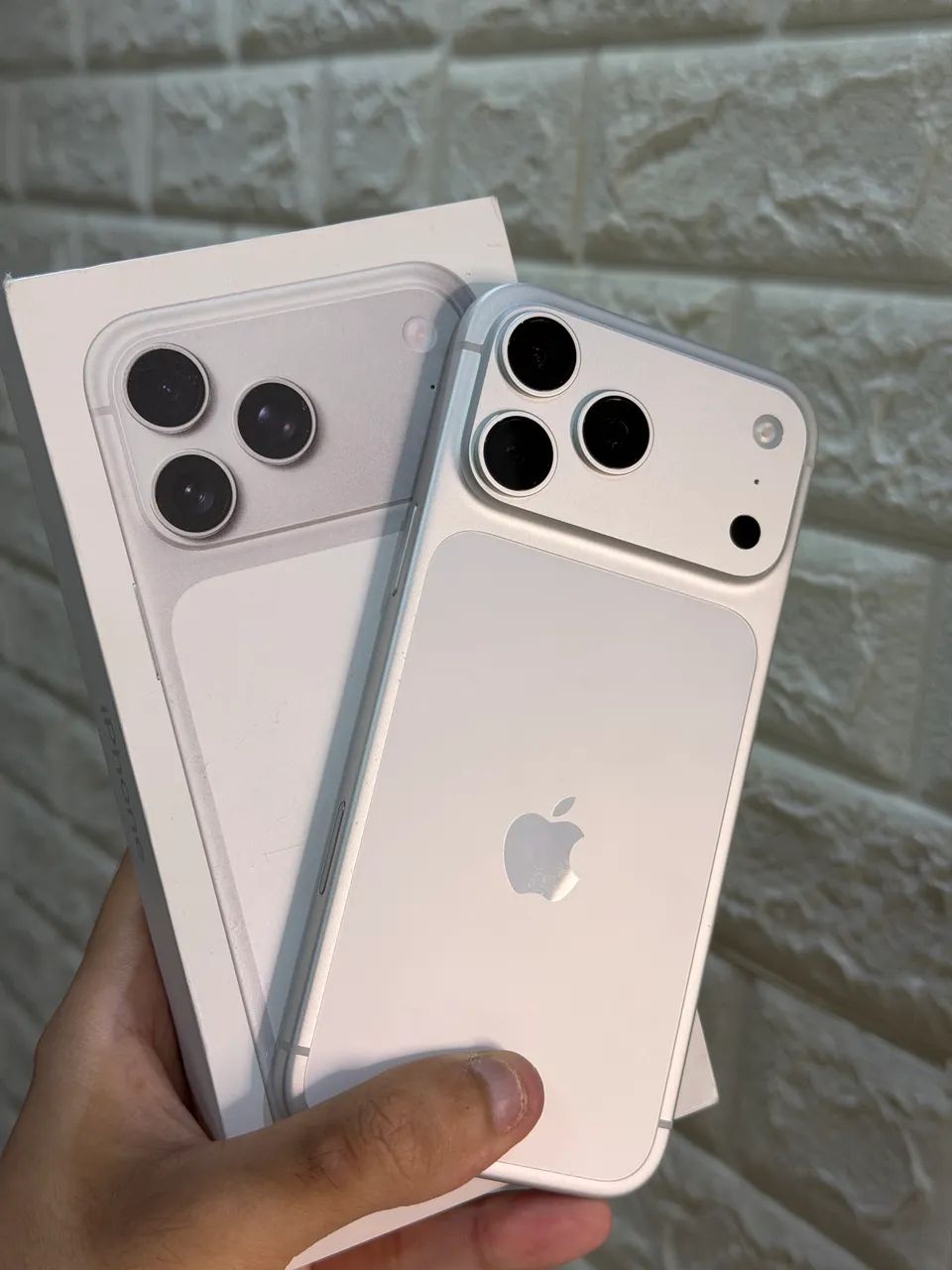iPhone 17 Pro Max 