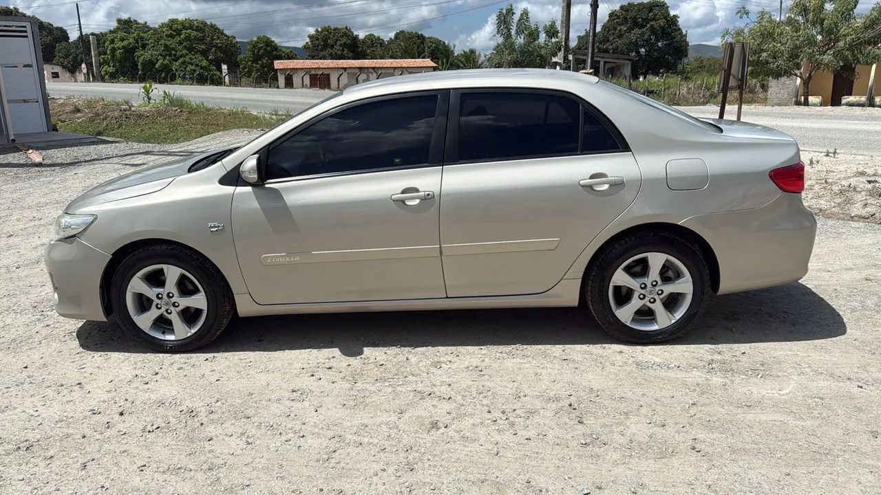 Toyota Corolla XEI 2.0 Flex 16V Aut. 2014 - Foto 2
