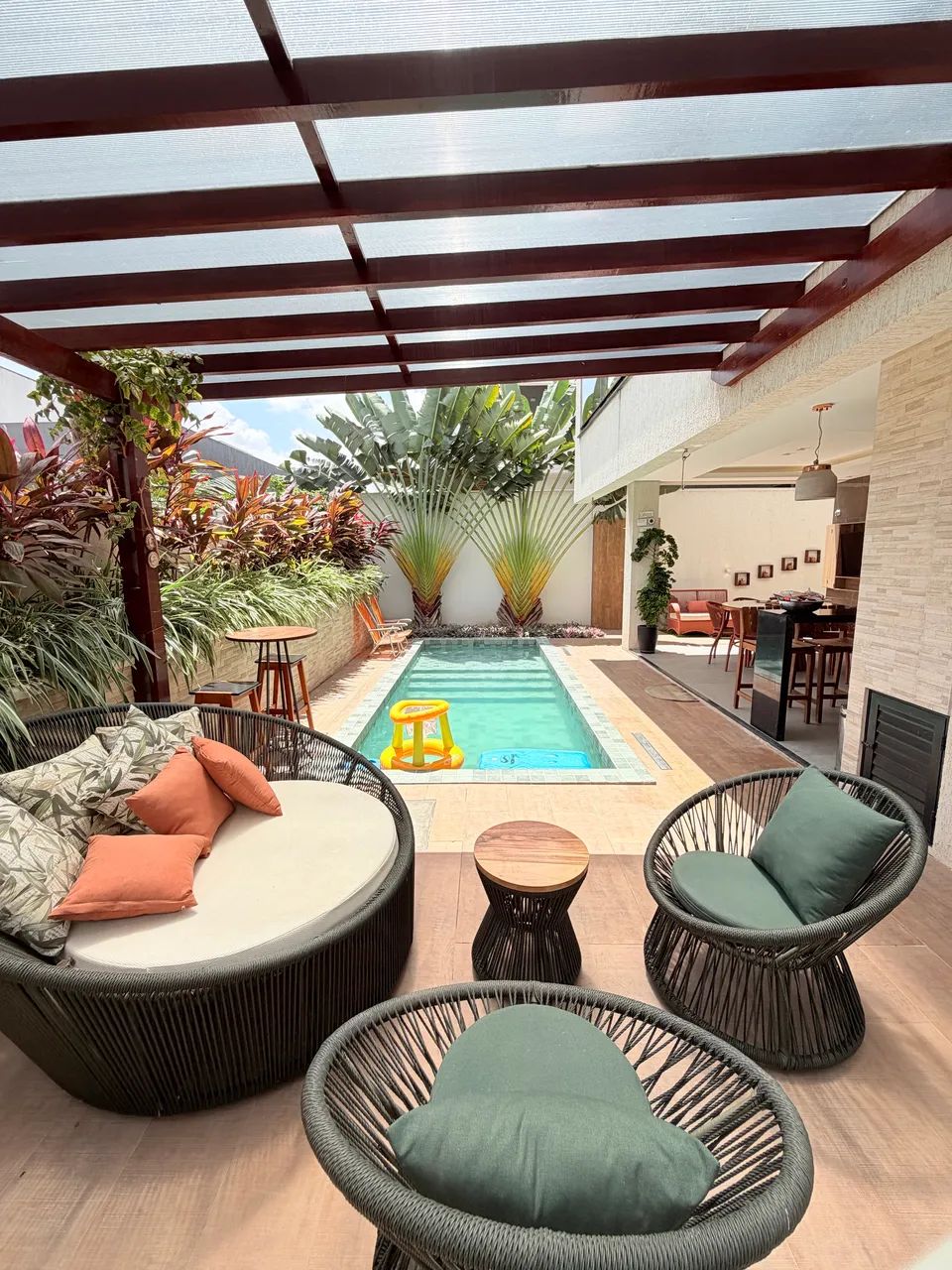 Duplex Porteira Fechada, 4 suítes, Terras Alphaville Ceará 