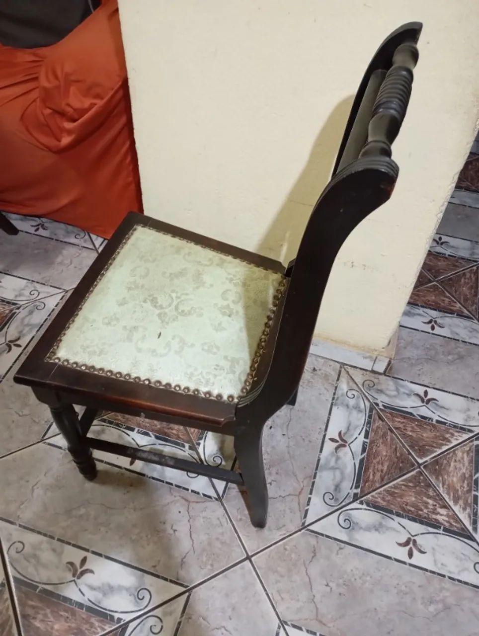 Cadeira antiga - Foto 3