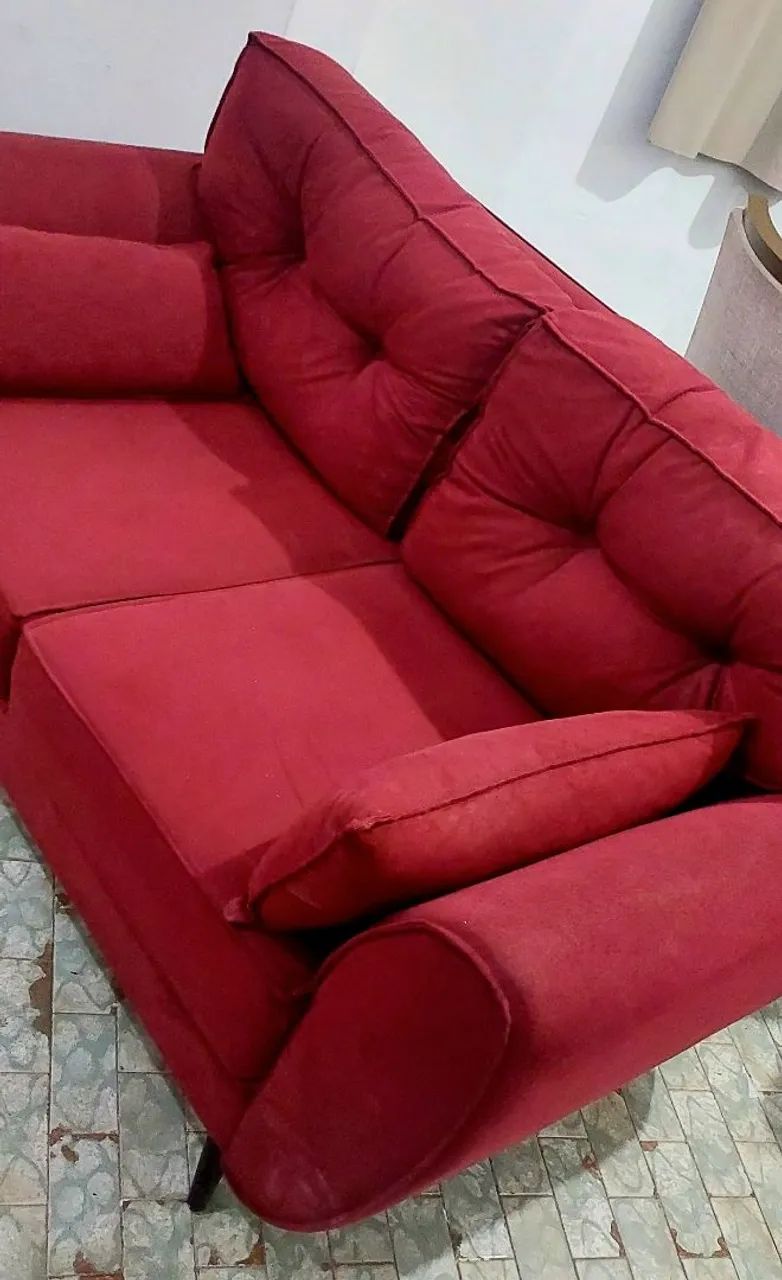 Sofá 2 lugares cor vinho - Foto 4