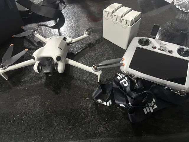 Drone Dji Mini 4 Pro Rc2 Tela Combo Fly More Usado