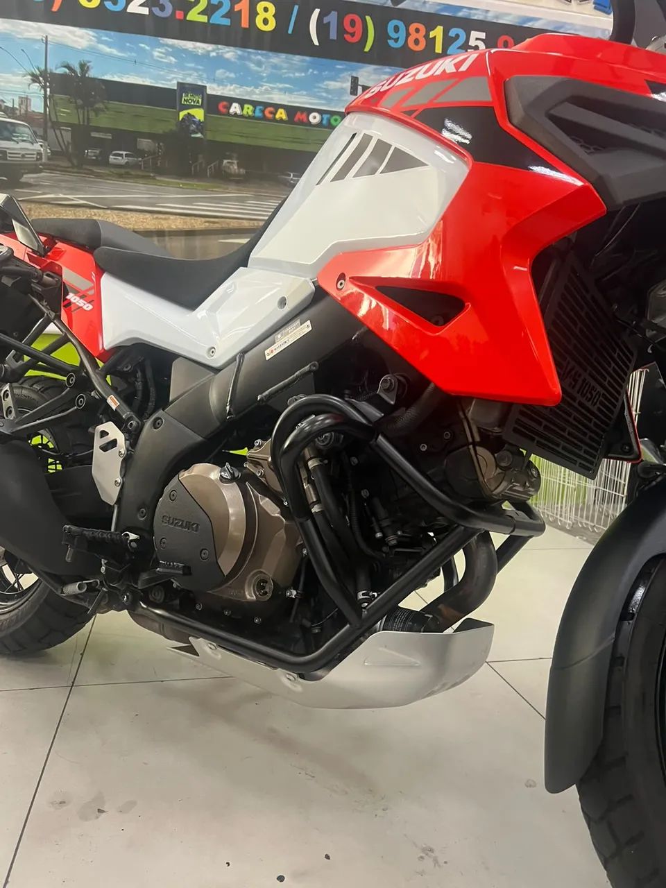 SUZUKI V-STROM 1050XT ABS - Foto 3
