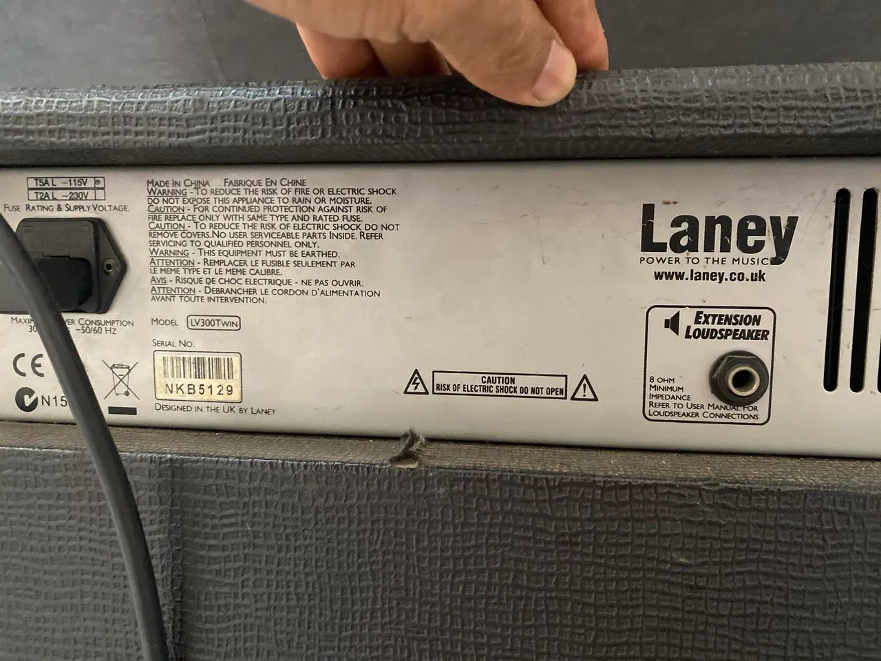 laney twin LV 300 falantes celestino 65 - Instrumentos musicais