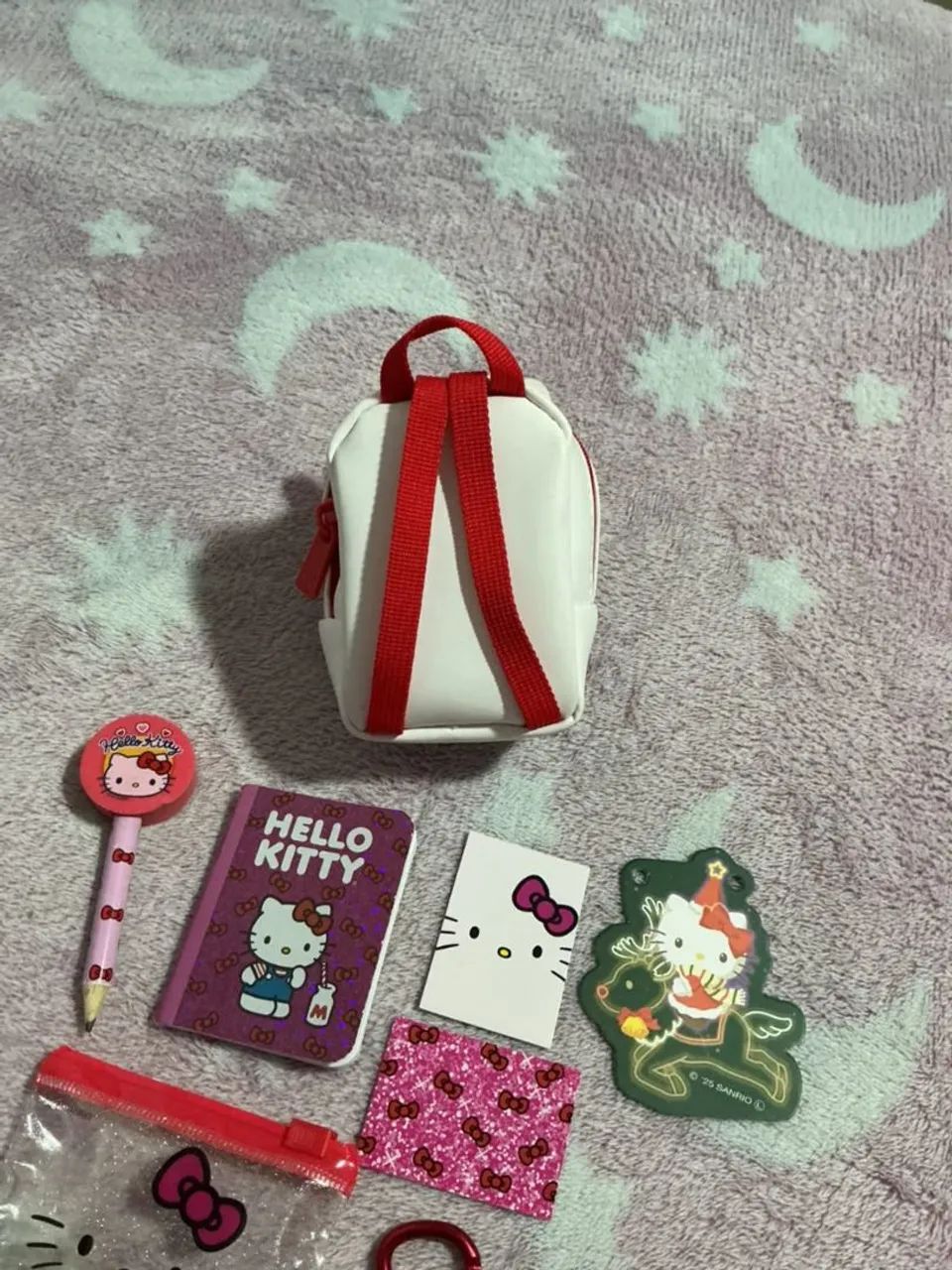 Chaveiro Mochilinha Hello Kitty - Foto 2